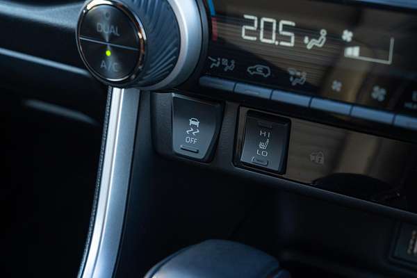 2024 Toyota RAV4 XSE AXAH52R