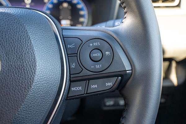 2024 Toyota RAV4 XSE AXAH52R
