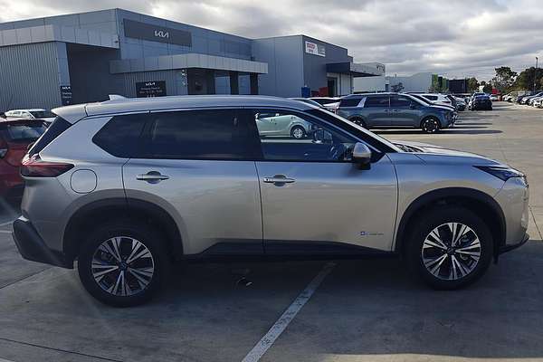 2023 Nissan X-TRAIL ST-L e-POWER T33