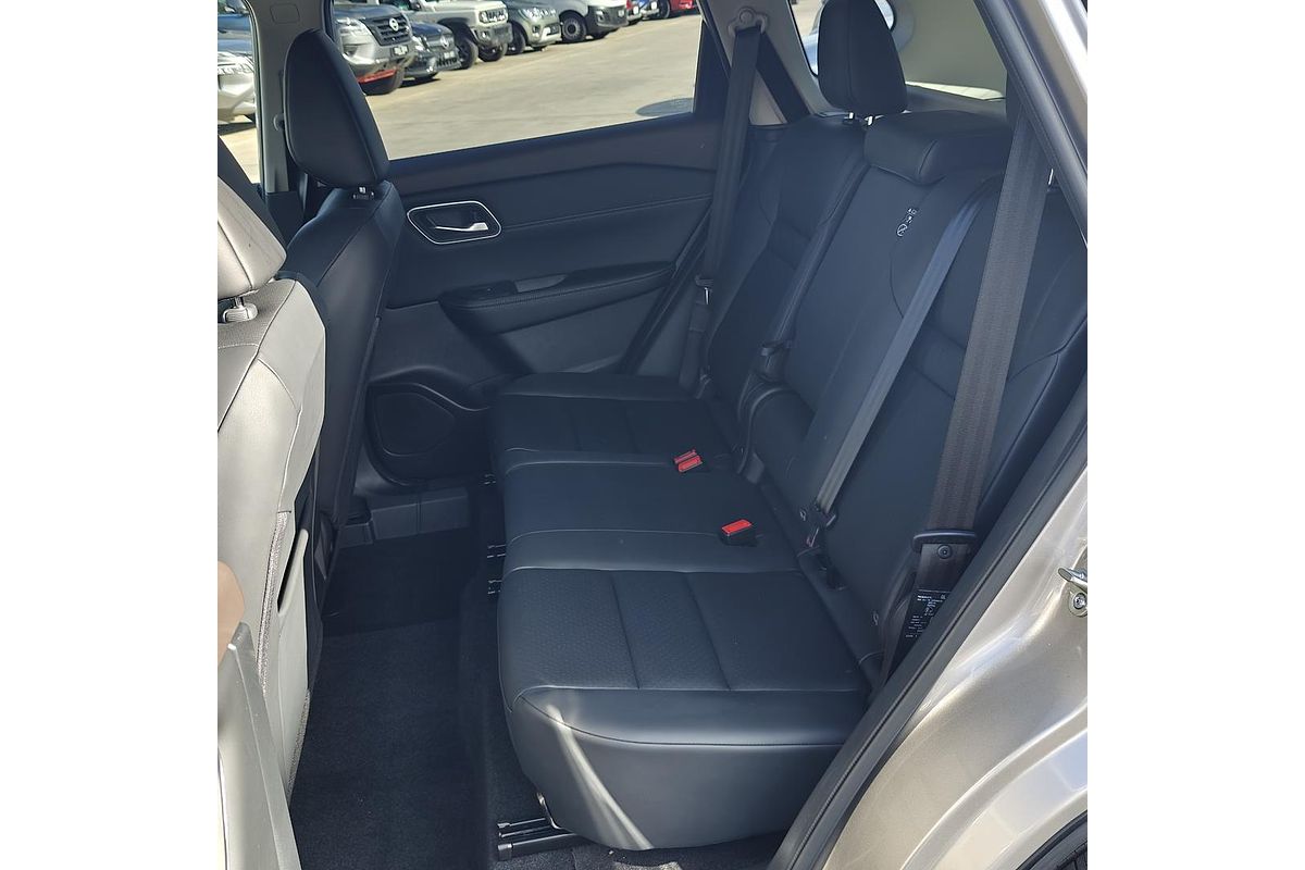 2023 Nissan X-TRAIL ST-L e-POWER T33