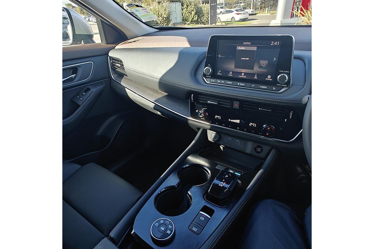 2023 Nissan X-TRAIL ST-L e-POWER T33
