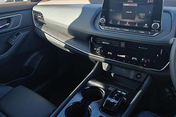 2023 Nissan X-TRAIL ST-L e-POWER T33