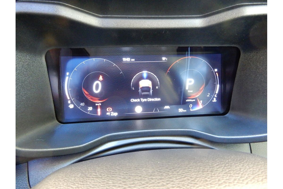 2025 Mahindra XUV 3XO AX7L