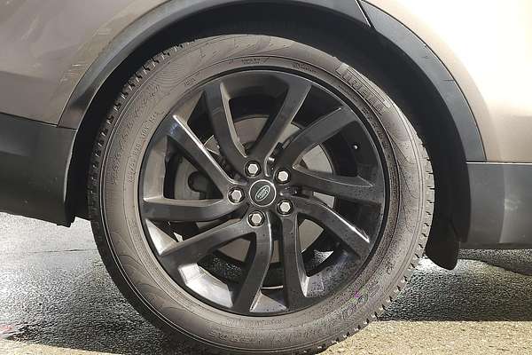 2017 Land Rover Discovery SD4 HSE Luxury Series 5