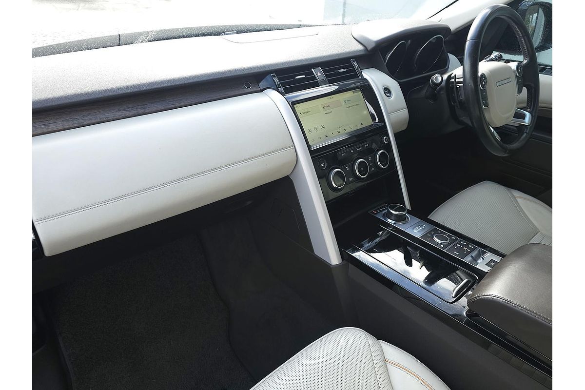 2017 Land Rover Discovery SD4 HSE Luxury Series 5
