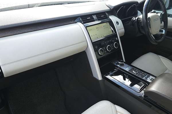 2017 Land Rover Discovery SD4 HSE Luxury Series 5