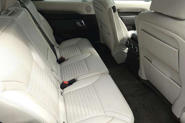 2017 Land Rover Discovery SD4 HSE Luxury Series 5