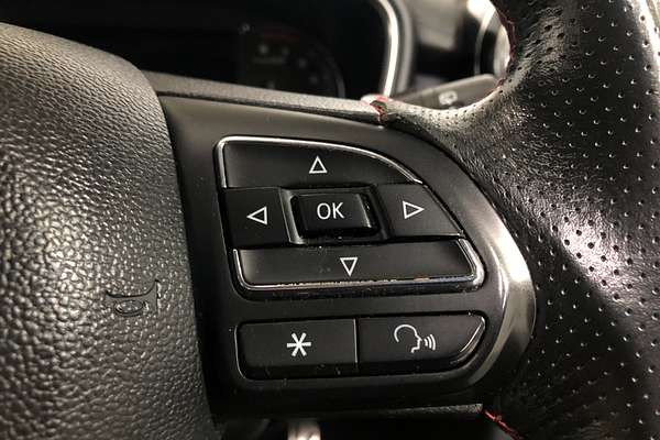 2019 MG HS Excite SAS23