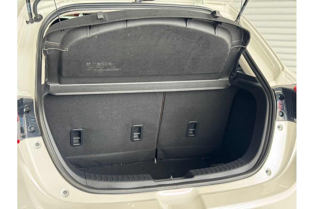 2021 Mazda 2 G15 Evolve DJ Series
