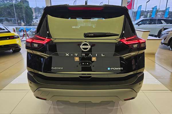 2025 Nissan X-TRAIL ST-L e-POWER T33