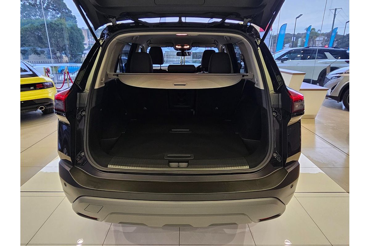 2025 Nissan X-TRAIL ST-L e-POWER T33