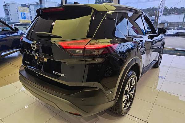 2025 Nissan X-TRAIL ST-L e-POWER T33