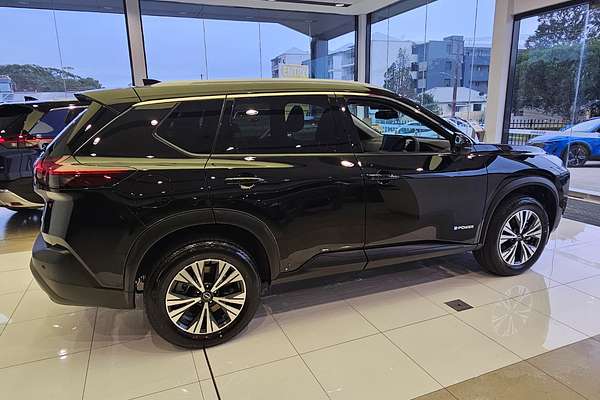 2025 Nissan X-TRAIL ST-L e-POWER T33