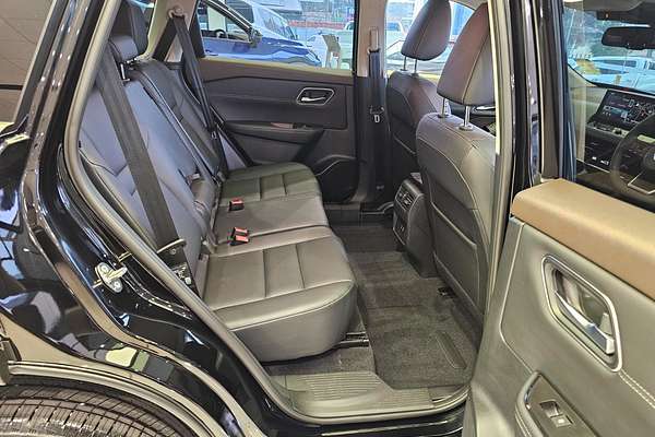 2025 Nissan X-TRAIL ST-L e-POWER T33