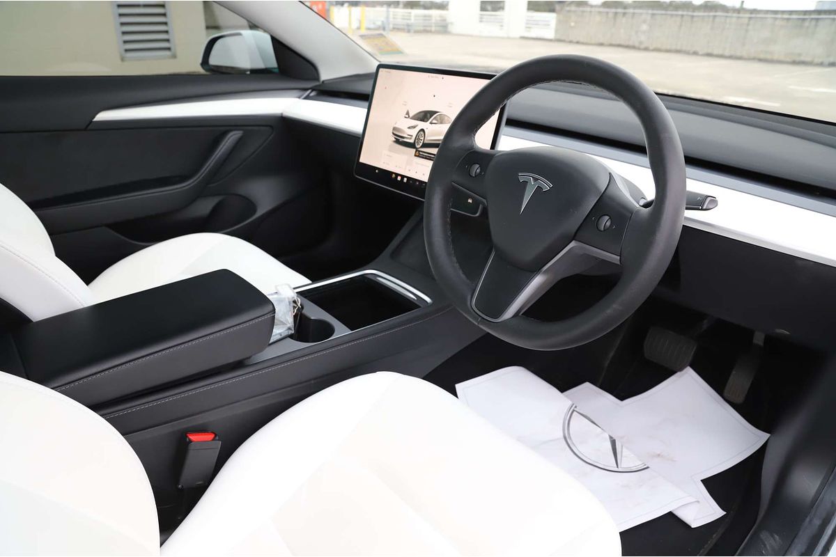 2022 Tesla Model 3 Long Range