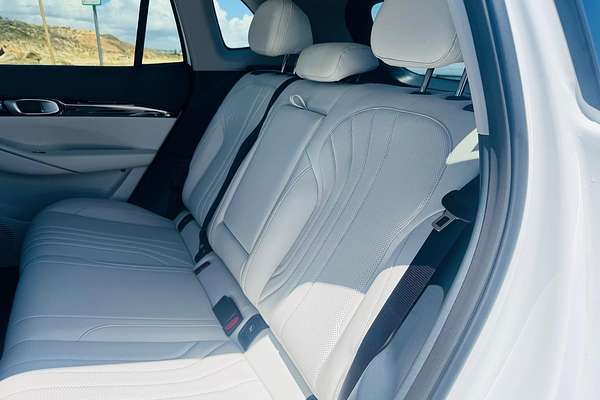 2025 Geely EX5 Inspire E245