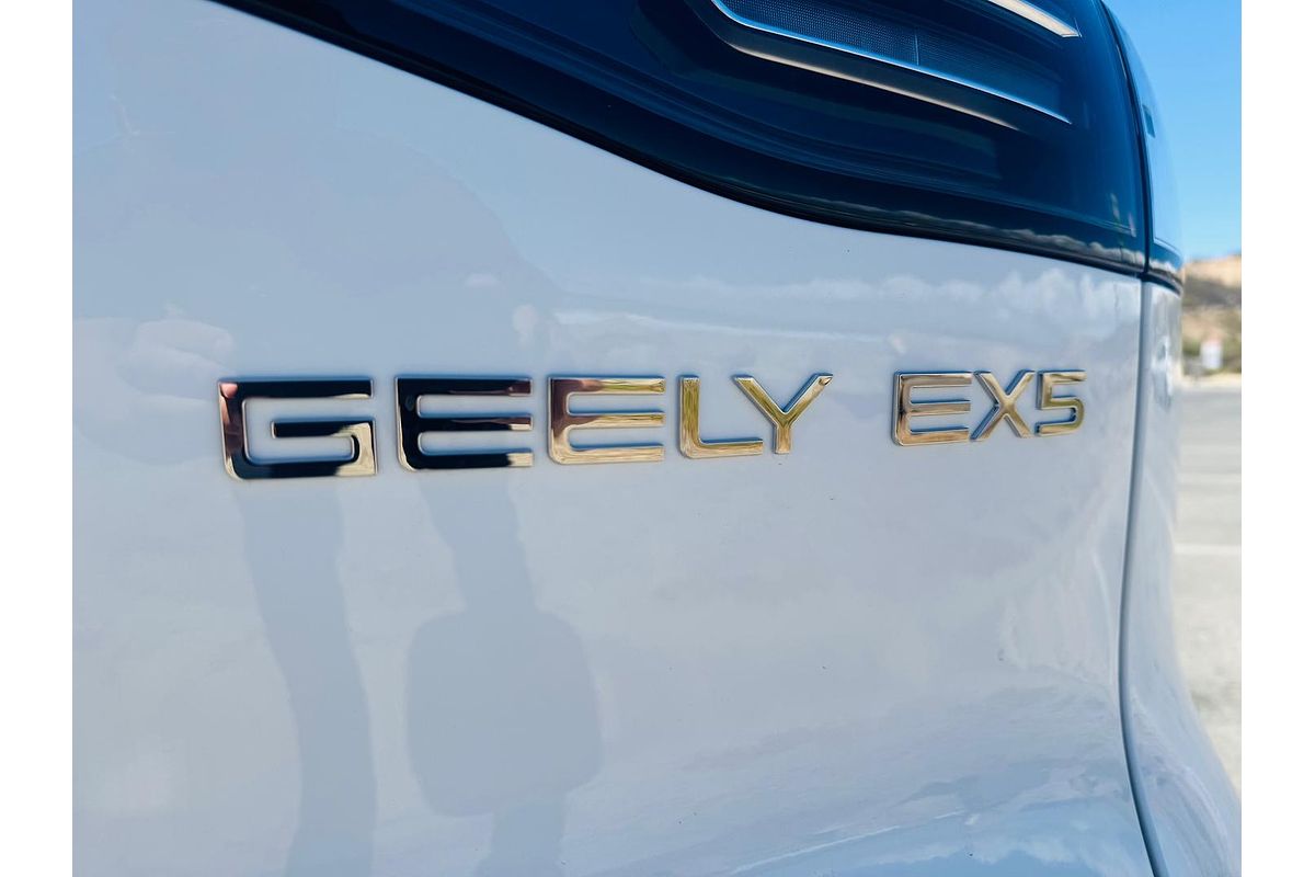 2025 Geely EX5 Inspire E245