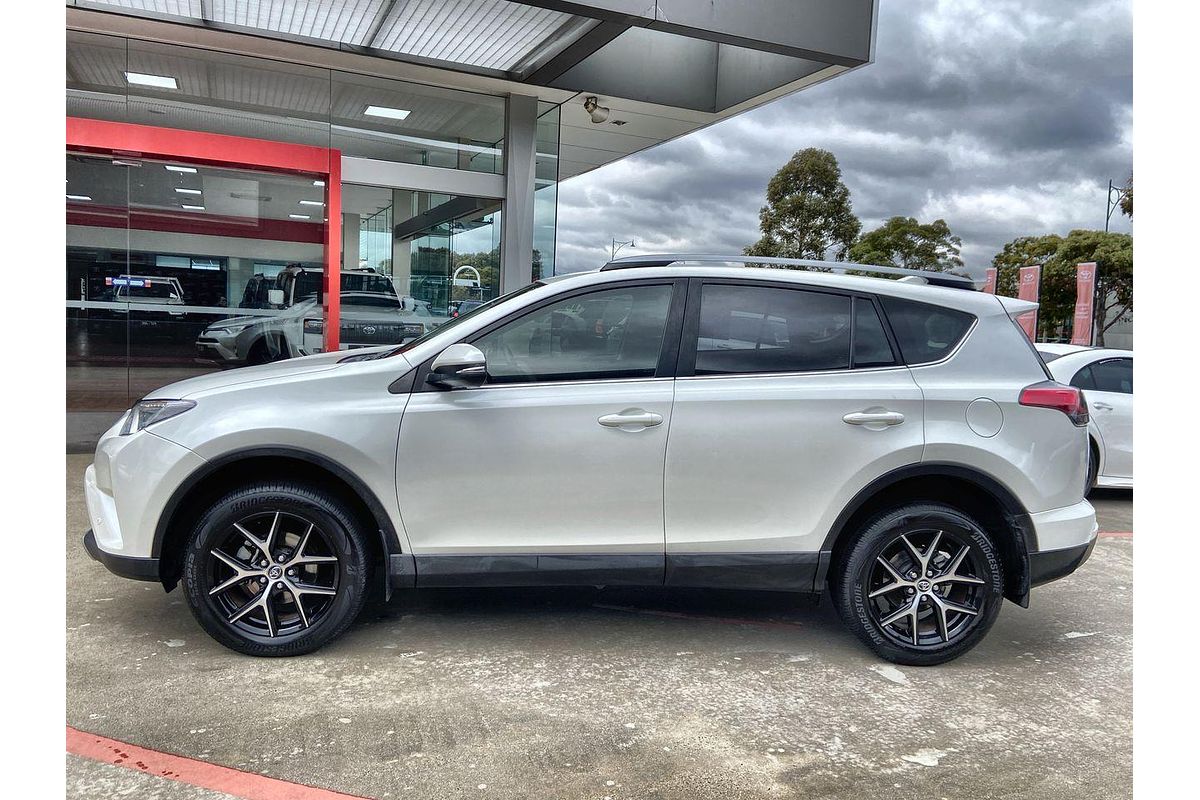 2017 Toyota RAV4 GXL ZSA42R