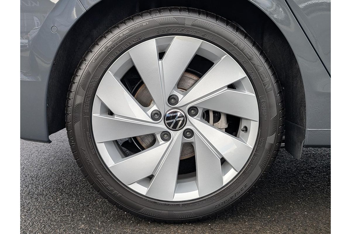 2025 Volkswagen Golf 110TSI Life 8.5