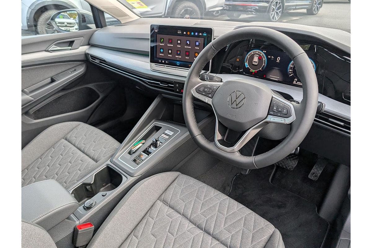 2025 Volkswagen Golf 110TSI Life 8.5