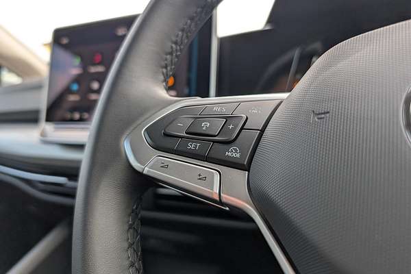 2025 Volkswagen Golf 110TSI Life 8.5
