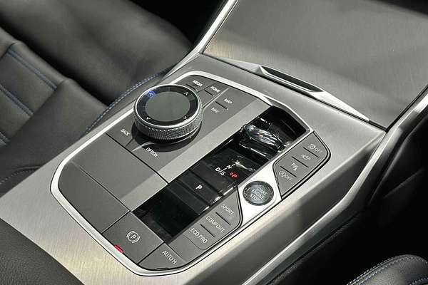 2025 BMW 3 Series 330i M Sport G20 LCI II