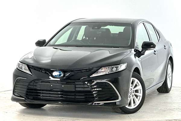 2024 Toyota Camry Ascent AXVH70R