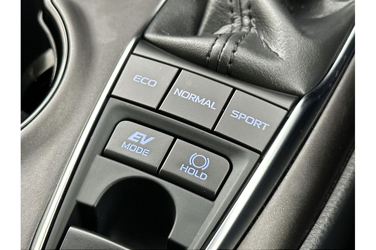2024 Toyota Camry Ascent AXVH70R