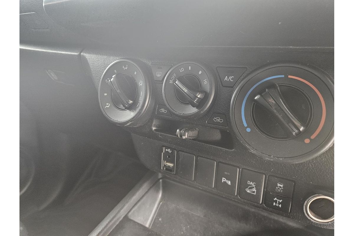 2019 Toyota Hilux SR GUN126R 4X4