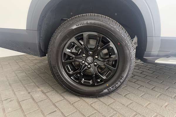 2025 LDV D90 Executive SV9A