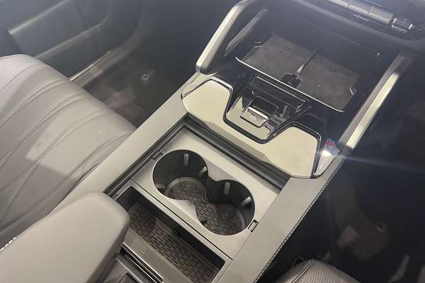 2025 LDV D90 Executive SV9A