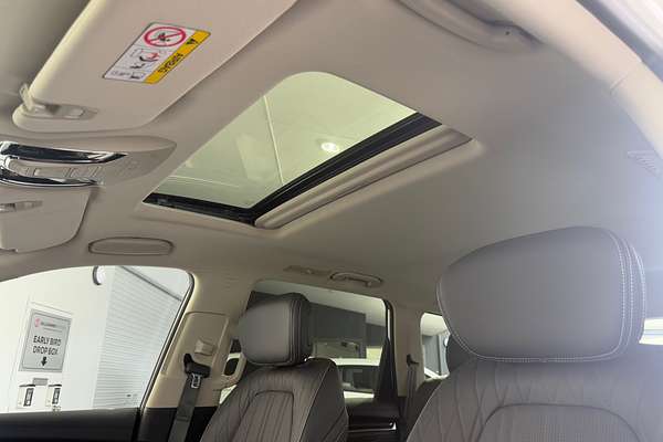 2025 LDV D90 Executive SV9A