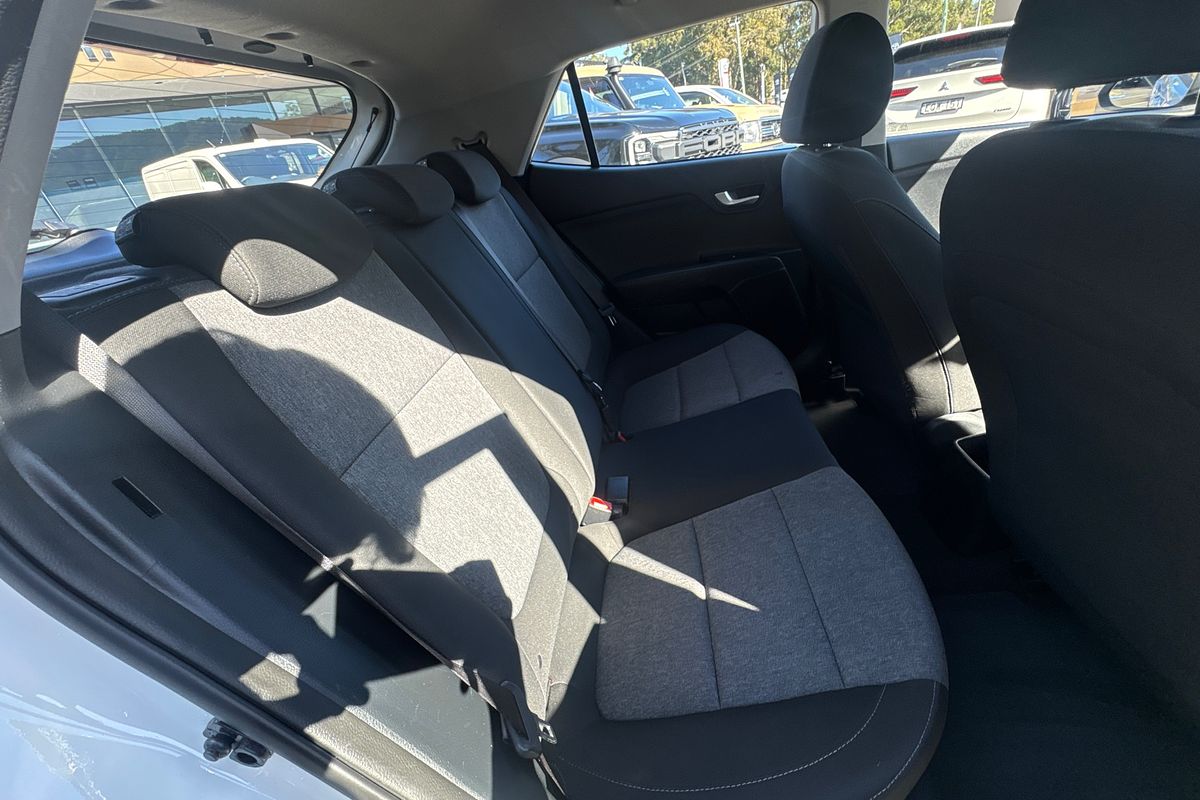 2022 Kia Stonic S YB