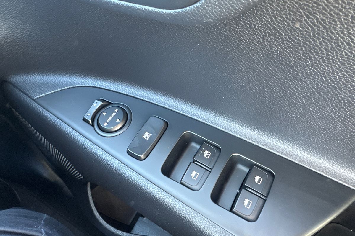 2022 Kia Stonic S YB