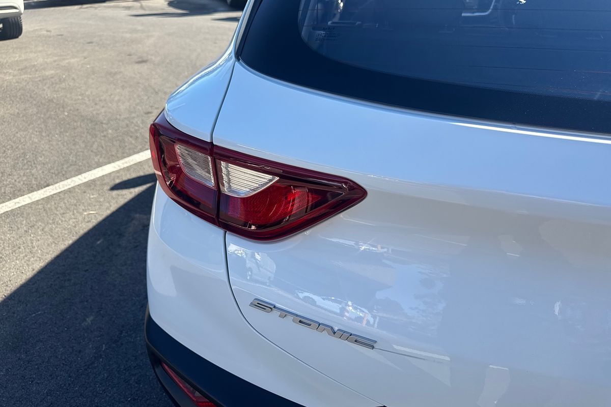 2022 Kia Stonic S YB