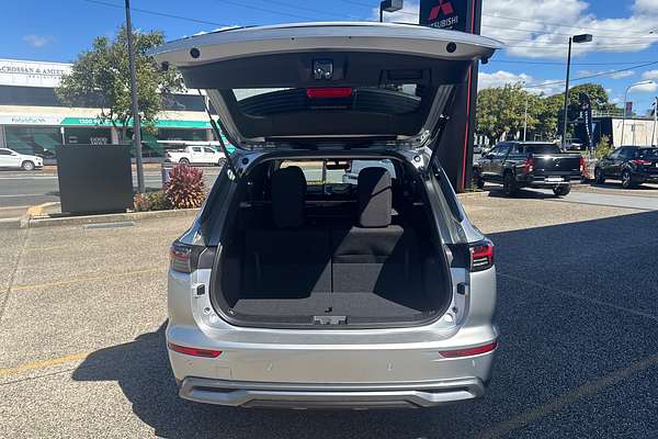 2025 Mitsubishi Outlander LS ZM