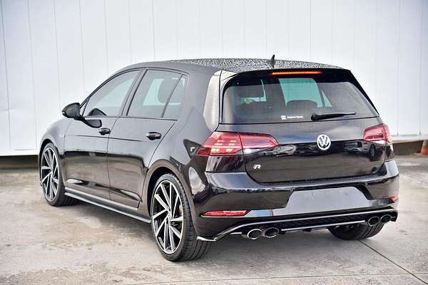 2018 Volkswagen Golf R 7.5