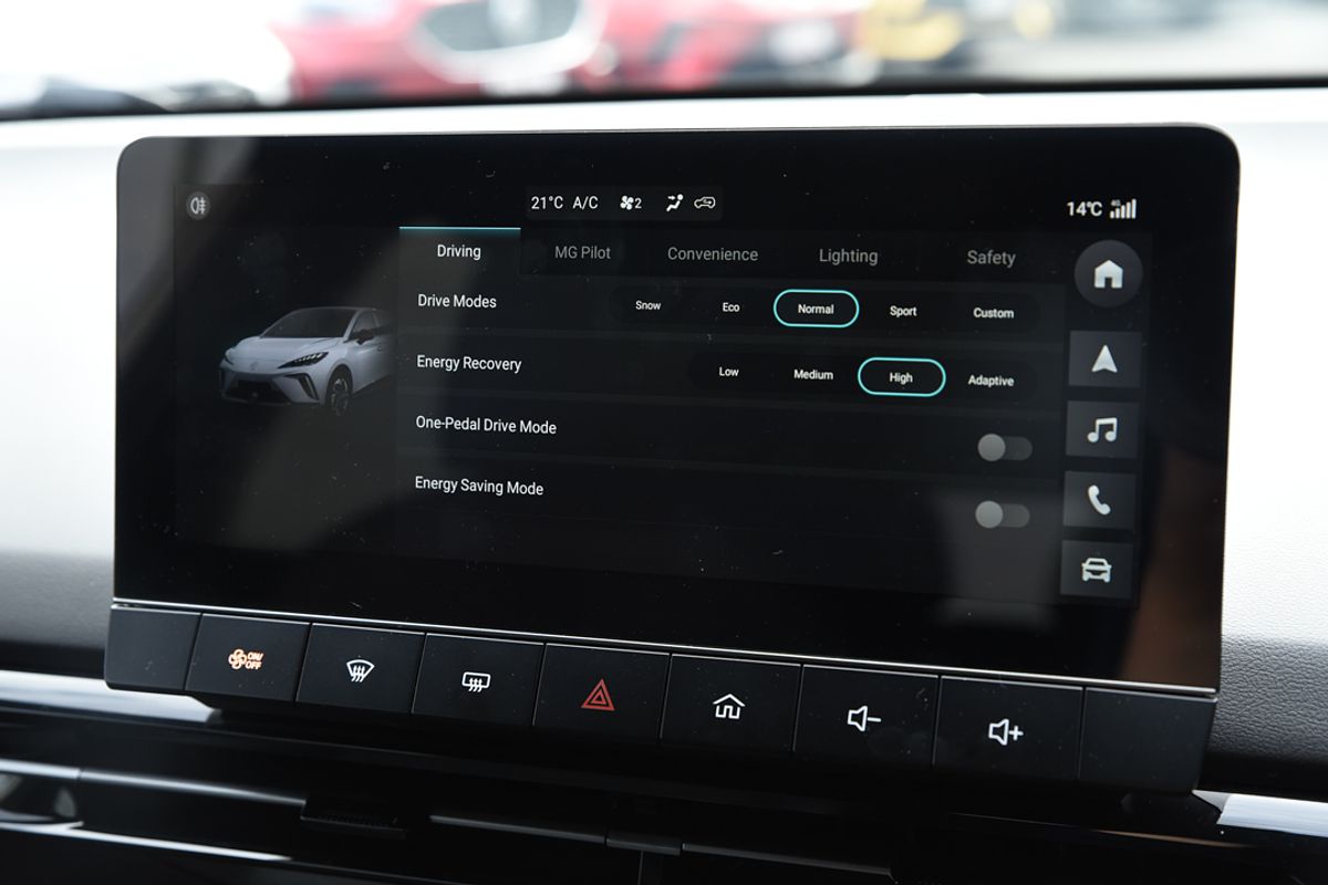 2024 MG MG4 Essence 64 150kW MEH32