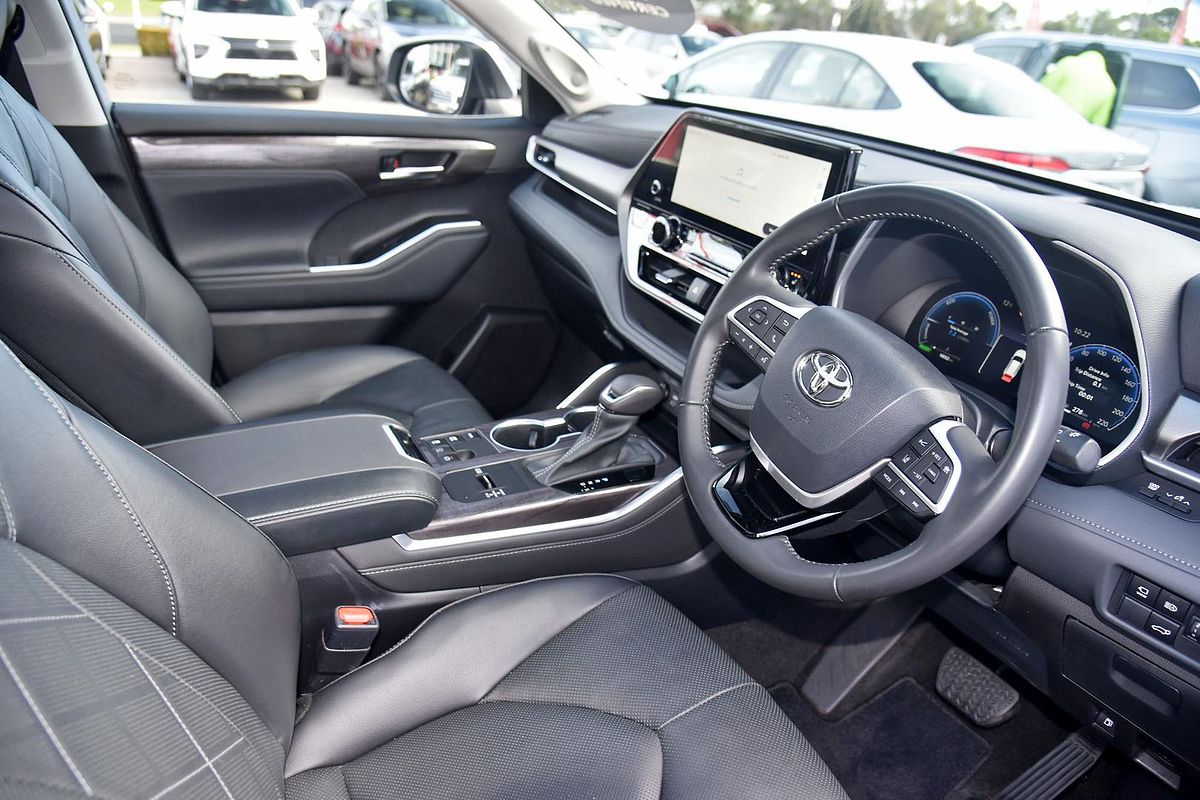 2023 Toyota Kluger Grande AXUH78R