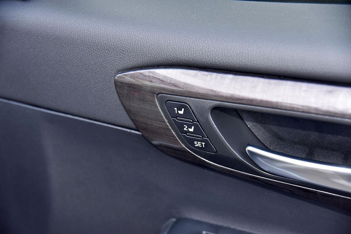 2023 Toyota Kluger Grande AXUH78R
