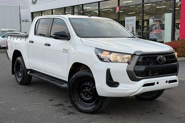 2021 Toyota Hilux SR GUN126R 4X4