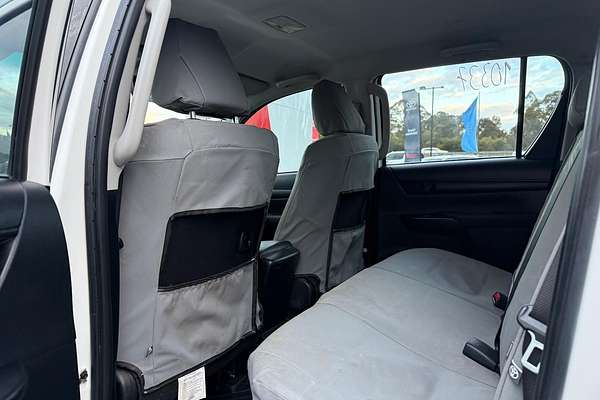 2021 Toyota Hilux SR GUN126R 4X4