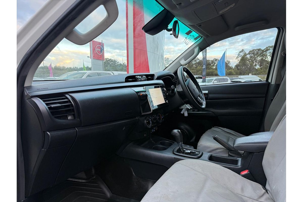 2021 Toyota Hilux SR GUN126R 4X4