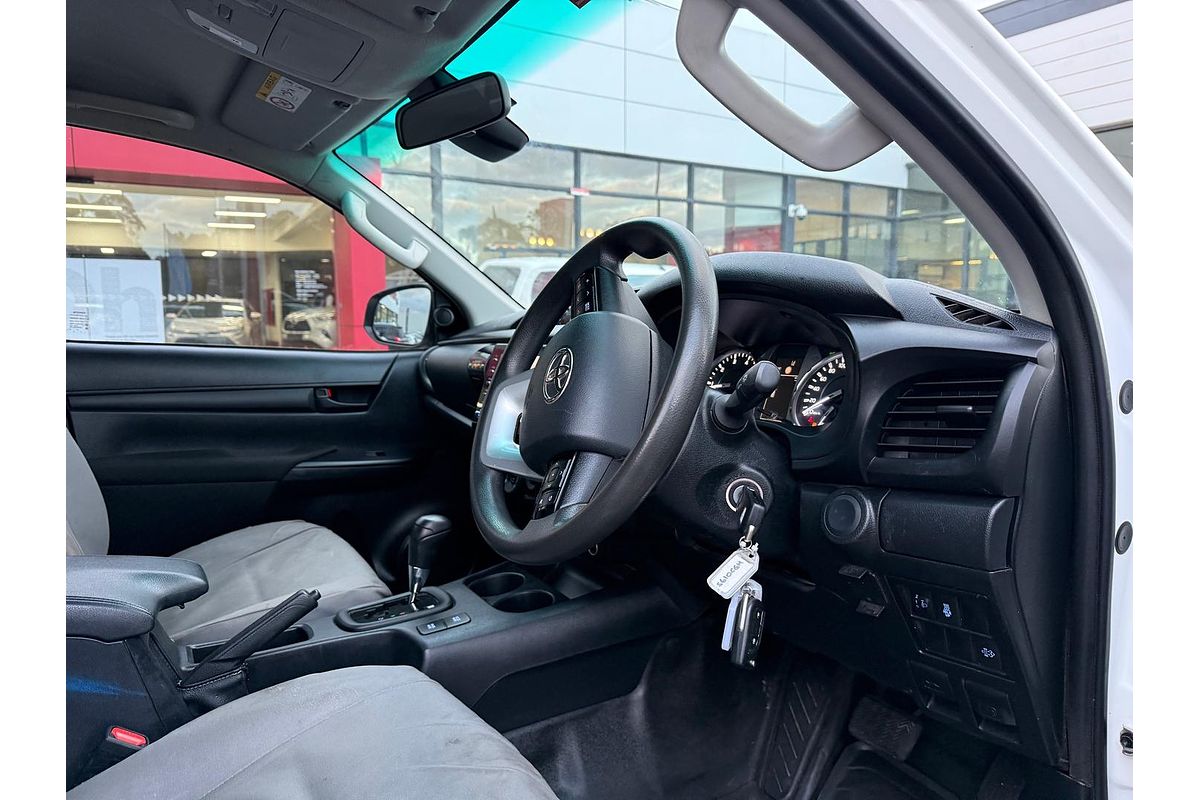 2021 Toyota Hilux SR GUN126R 4X4