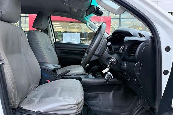 2021 Toyota Hilux SR GUN126R 4X4
