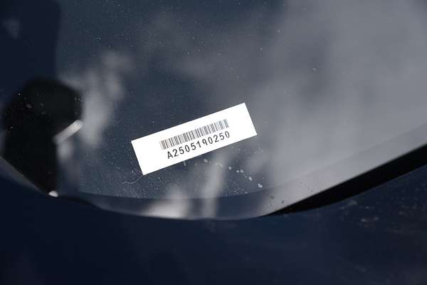 2025 MG QS Essence IS31
