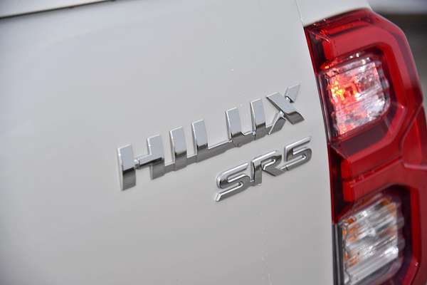 2021 Toyota Hilux SR5 GUN126R 4X4