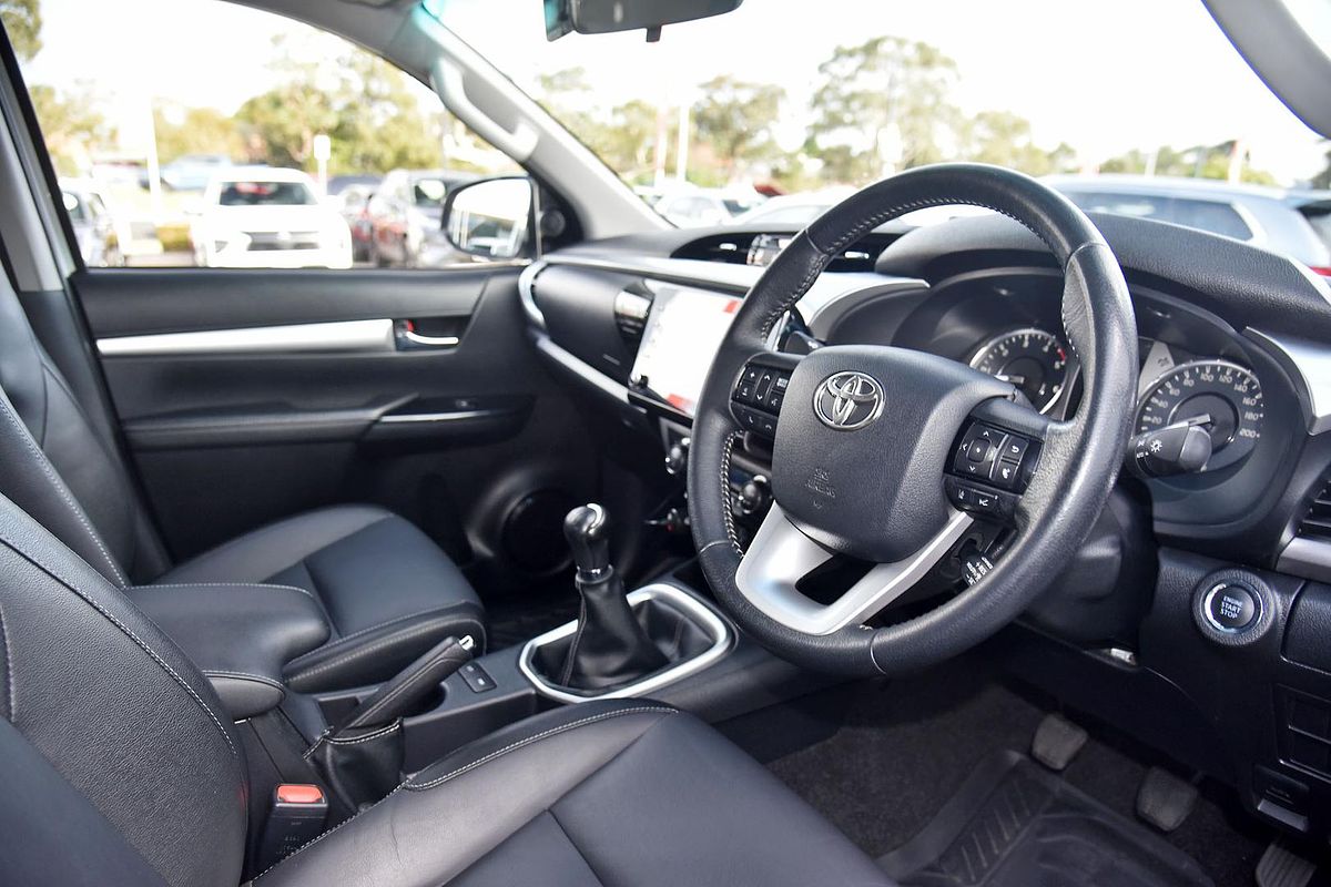 2021 Toyota Hilux SR5 GUN126R 4X4