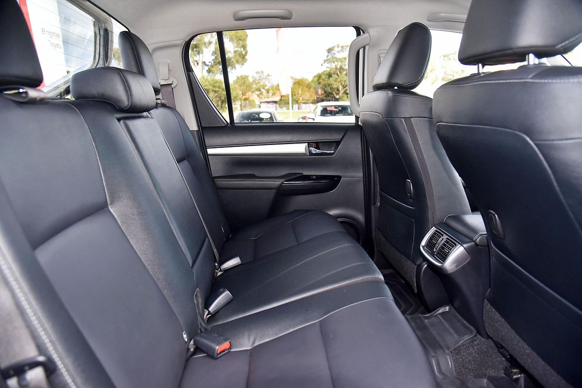 2021 Toyota Hilux SR5 GUN126R 4X4