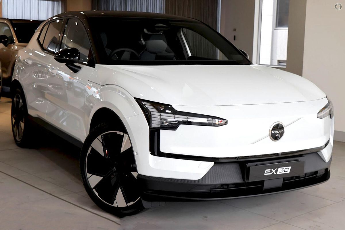2025 Volvo EX30 Twin Motor Performance Ultra